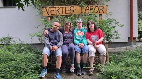 Vértes Tábor
