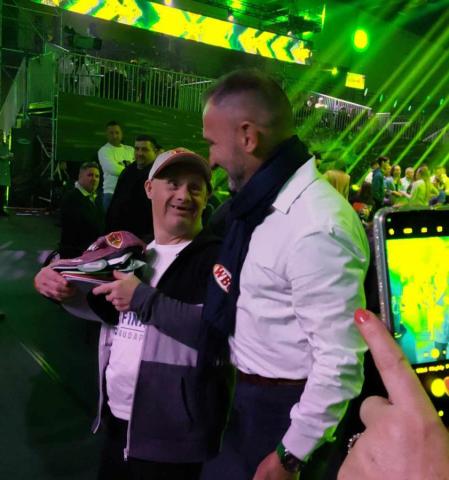Kovács "Koko" István a megajándékozottal, Puskás Ferenccel